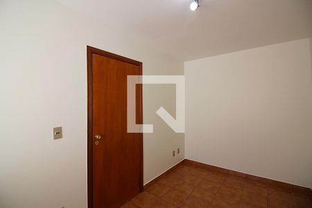 Home office de casa para alugar com 3 quartos, 308m² em Jardim do Mar, São Bernardo do Campo