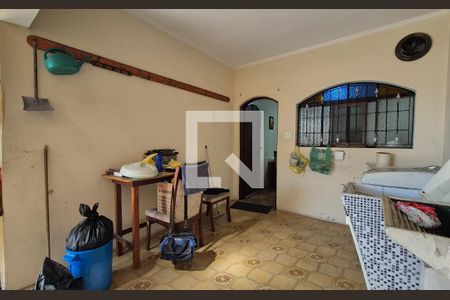 Lavanderia de casa à venda com 3 quartos, 400m² em Parque Oratório, Santo André