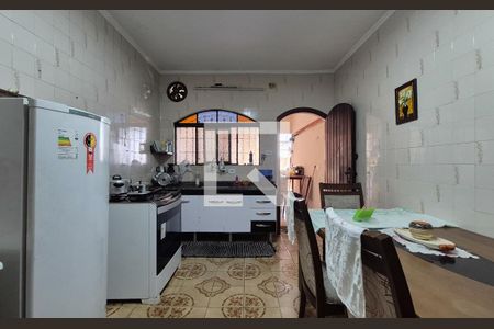 Cozinha de casa à venda com 3 quartos, 400m² em Parque Oratório, Santo André