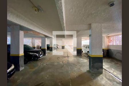 Garagem de apartamento para alugar com 4 quartos, 420m² em Boqueirão, Praia Grande