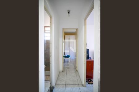 Corredor de apartamento à venda com 2 quartos, 48m² em Vila Caraguata, São Paulo