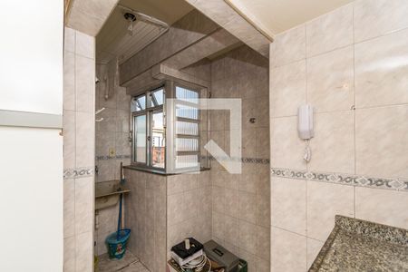 Área de Serviço de apartamento para alugar com 2 quartos, 53m² em Penha Circular, Rio de Janeiro