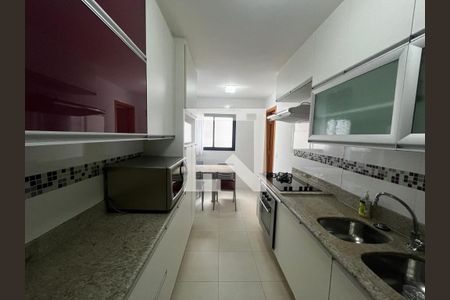 Cozinha de apartamento para alugar com 2 quartos, 82m² em Aguas Claras, Brasília