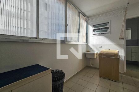 Área de serviço de apartamento para alugar com 3 quartos, 150m² em Centro, Guarujá