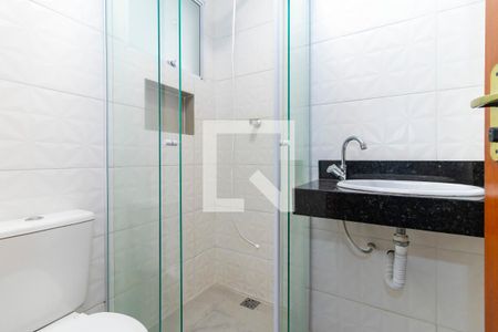 Banheiro de apartamento para alugar com 1 quarto, 32m² em Cidade Antônio Estêvão de Carvalho, São Paulo