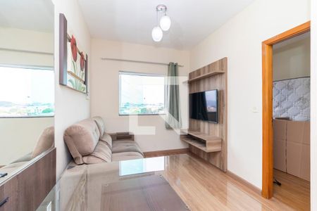 Casa de Condomínio para alugar com 2 quartos, 49m² em Vila Rosaria, São Paulo