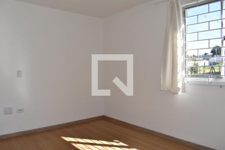 Quarto 1 de apartamento para alugar com 2 quartos, 45m² em Barreirinha, Curitiba