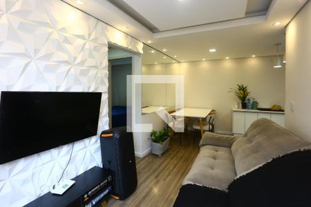 Sala de apartamento para alugar com 2 quartos, 50m² em Jardim Henriqueta, Taboão da Serra