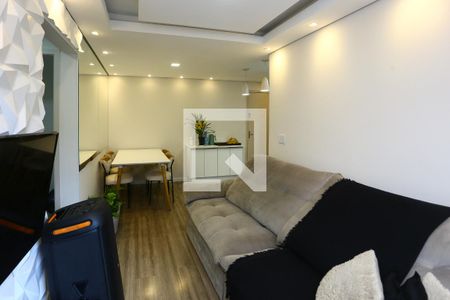 Sala de apartamento para alugar com 2 quartos, 50m² em Jardim Henriqueta, Taboão da Serra