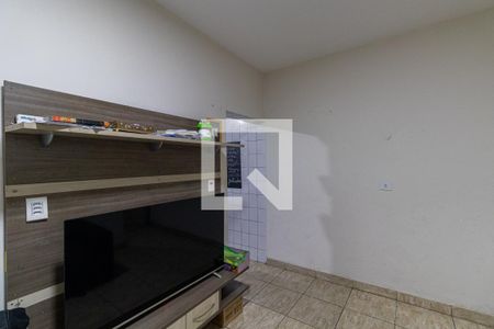 Casa para alugar com 4 quartos, 480m² em Vila Ré, São Paulo