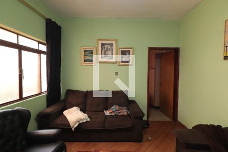 Sala de casa à venda com 2 quartos, 240m² em Vila Carrão, São Paulo