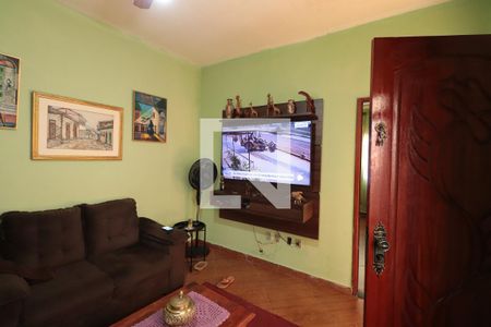 Sala de casa à venda com 2 quartos, 240m² em Vila Carrão, São Paulo