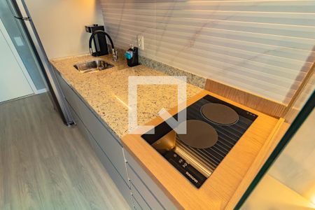 Cozinha  de kitnet/studio à venda com 1 quarto, 25m² em Vila Clementino, São Paulo