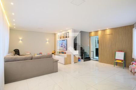 Sala de casa à venda com 3 quartos, 540m² em Vila Santa Isabel, São Paulo