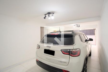 Garagem de casa à venda com 3 quartos, 350m² em Vila Santa Isabel, São Paulo