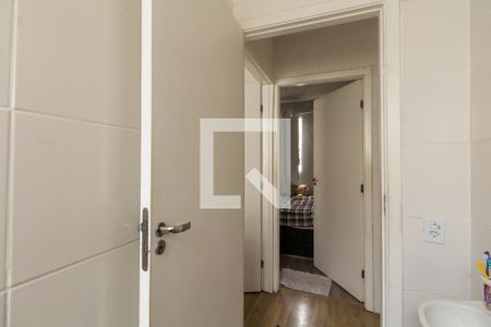 Banheiro de apartamento à venda com 2 quartos, 40m² em Rio Branco, Canoas