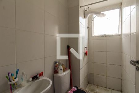 Banheiro de apartamento à venda com 2 quartos, 40m² em Rio Branco, Canoas