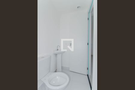Banheiro de apartamento para alugar com 2 quartos, 32m² em Parque Novo Mundo, Guarulhos