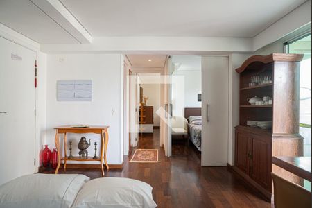 Sala de apartamento à venda com 2 quartos, 123m² em Bela Vista, São Paulo