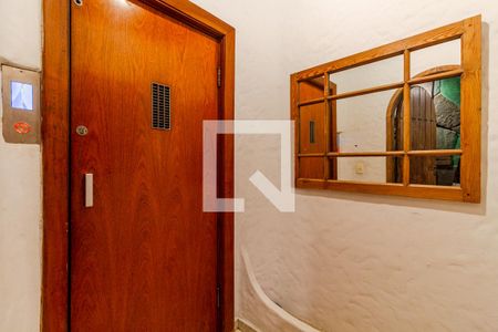 Hall - Elevador de apartamento para alugar com 2 quartos, 232m² em Jardim Paulista, São Paulo
