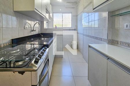 Cozinha de apartamento para alugar com 1 quarto, 48m² em Loteamento Joao Batista Juliao, Guarujá