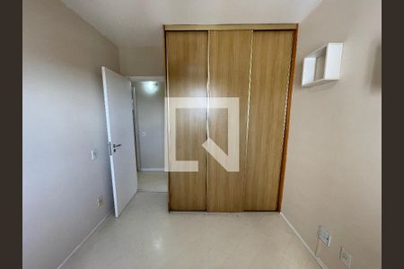 Quarto de apartamento para alugar com 3 quartos, 75m² em Jardim Bonfiglioli, São Paulo