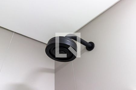 Banheiro de kitnet/studio para alugar com 1 quarto, 33m² em Vila Cordeiro, São Paulo