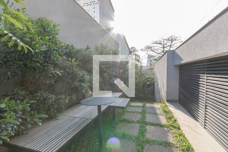 Área Comum - Jardim de kitnet/studio para alugar com 1 quarto, 33m² em Vila Cordeiro, São Paulo