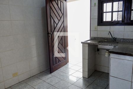Cozinha de casa à venda com 3 quartos, 240m² em Padroeira, Osasco