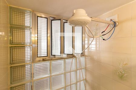 Banheiro de apartamento à venda com 1 quarto, 59m² em Pinheiros, São Paulo