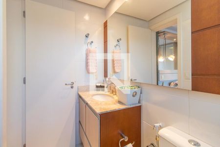 Banheiro da Suíte de apartamento à venda com 2 quartos, 75m² em Menino Deus, Porto Alegre