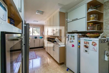Cozinha de apartamento à venda com 4 quartos, 190m² em Santo Amaro, São Paulo