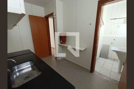 Apartamento à venda com 3 quartos, 70m² em Buritis, Belo Horizonte