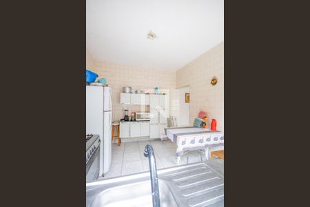 Cozinha de casa à venda com 2 quartos, 277m² em Ayrosa, São Paulo