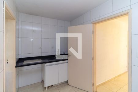 Cozinha de apartamento para alugar com 2 quartos, 57m² em Vila Ema, São Paulo