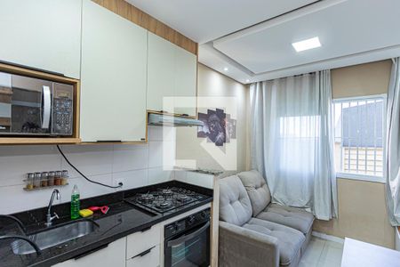 Sala, cozinha e área de serviço de apartamento para alugar com 2 quartos, 32m² em Pirituba, São Paulo