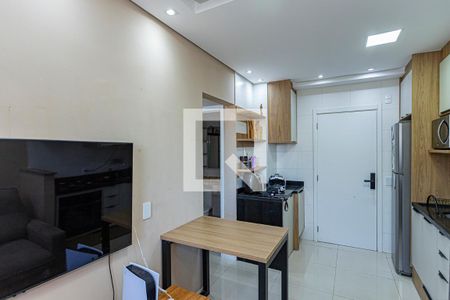 Sala, cozinha e área de serviço de apartamento para alugar com 2 quartos, 32m² em Pirituba, São Paulo