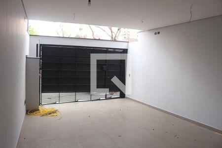 Garagem de casa à venda com 3 quartos, 200m² em Cerâmica, São Caetano do Sul