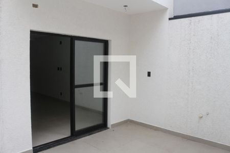 Quintal de casa à venda com 3 quartos, 200m² em Cerâmica, São Caetano do Sul