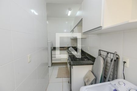 Cozinha e Área de Serviço de apartamento para alugar com 2 quartos, 62m² em Residencial Florida, Ribeirão Preto
