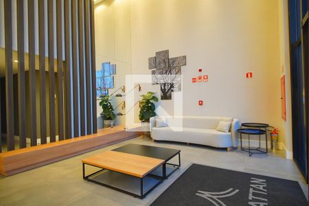 Hall de entrada de apartamento à venda com 2 quartos, 100m² em Santa Cecília, Porto Alegre