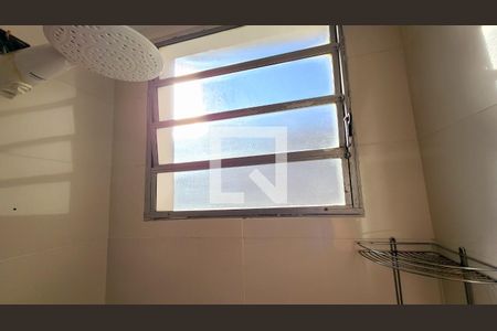 Banheiro de apartamento à venda com 2 quartos, 58m² em Recanto Quarto Centenario, Jundiaí