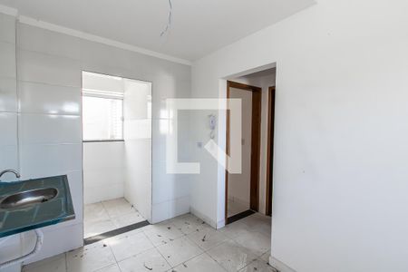 Sala/Cozinha de apartamento para alugar com 2 quartos, 36m² em Vila Franci, São Paulo