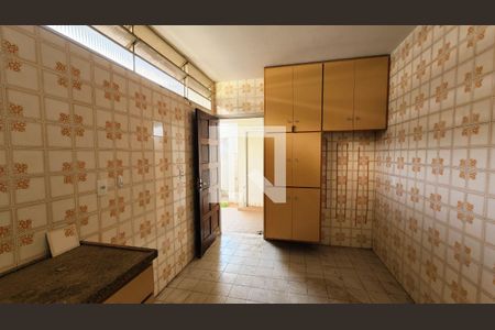 Cozinha de casa à venda com 3 quartos, 181m² em Vila Virginia, Jundiaí