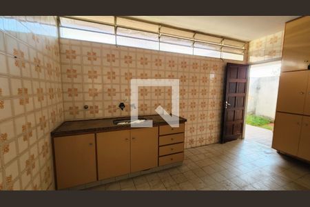 Cozinha de casa à venda com 3 quartos, 181m² em Vila Virginia, Jundiaí