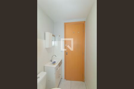 Banheiro de apartamento à venda com 2 quartos, 45m² em São José, Canoas