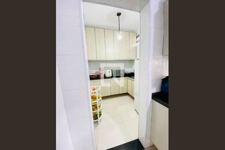 Foto 16 de casa à venda com 5 quartos, 171m² em Vila California, São Paulo