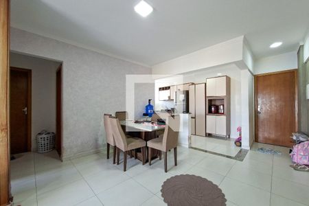 Sala de apartamento para alugar com 2 quartos, 82m² em Vila Tupi, Praia Grande