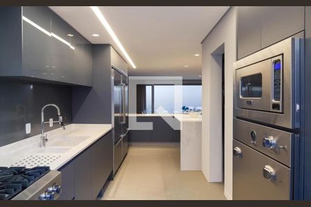 Casa de Condomínio à venda com 3 quartos, 358m² em Jardim Silvia (Zona Oeste), São Paulo