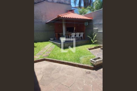 Casa à venda com 3 quartos, 330m² em Jardim do Salso, Porto Alegre